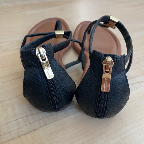 BCBG Generation Gladiator Sandal gold Hardware 7.5 - Picture 4 of 5